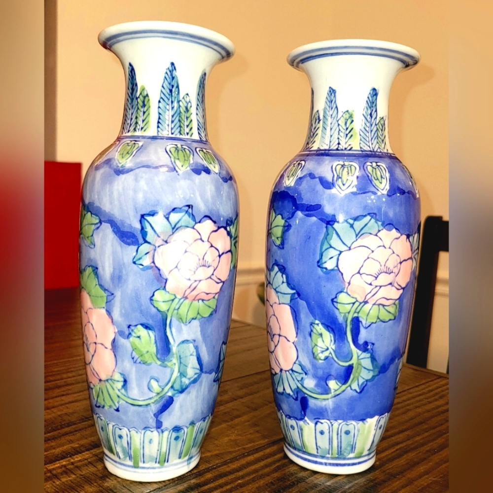 Pair Of Hand Painted Glazed Ceramic Porcelain Floral Pattern Chinese Vases